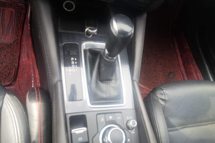 Used Mazda Atenza 2017 2.0L Blue Sky Luxury Edition