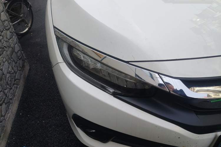 Used Honda Civic 2016 220TURBO CVT Luxury Edition
