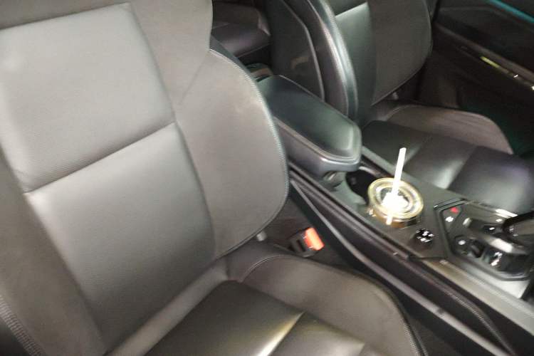 Used Lynk & Co 01 2021 2.0TD Four-Wheel Drive Hype-Halo Right Front Seat