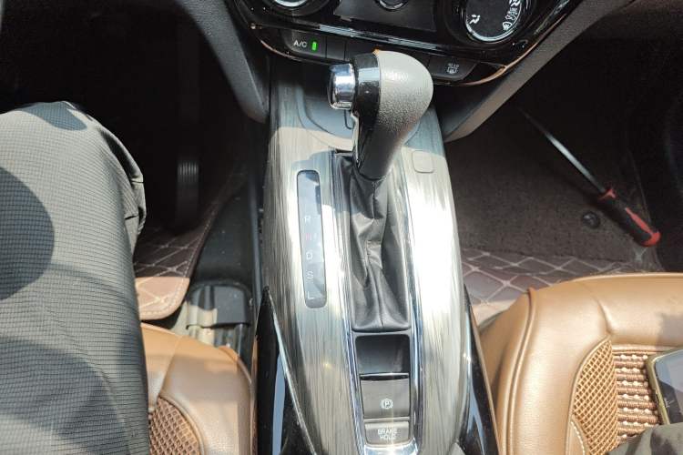 Used Honda XR-V 2015 1.8L EXi CVT Comfort Version