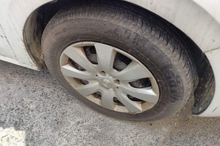 Used Peugeot 301 2014 1.6L Manual Comfort Edition