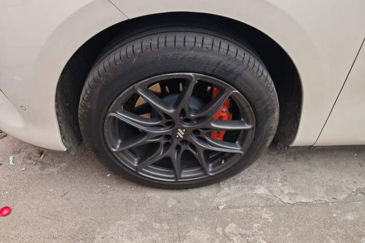 Used IM LS6 2023 Max Standard Edition
