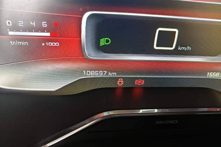 Used Citroen C5 AIRCROSS 2017 350THP Fashion Edition Odometer Close Up