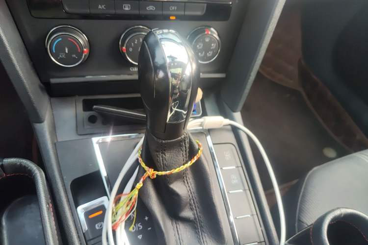 Used Volkswagen Lamando 2017 230TSI DSG Fashion Edition
