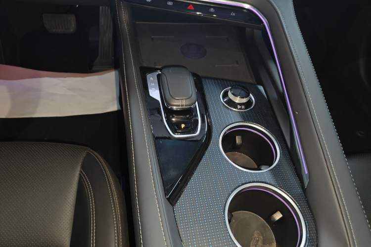 Used Zeekr 001 2022 Ultra-Long Range Single-Motor WE Version Gear Lever