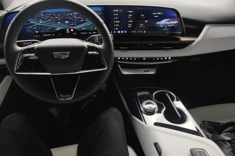 Used Cadillac GT4 2023 25T Luxury Model