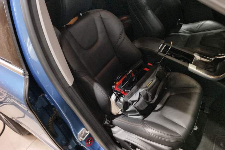 Used Volvo XC60 2015 T5 Zhiya Edition
