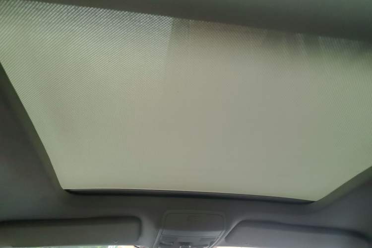 Used Volkswagen Sharan 2013 1.8TSI Standard Model
