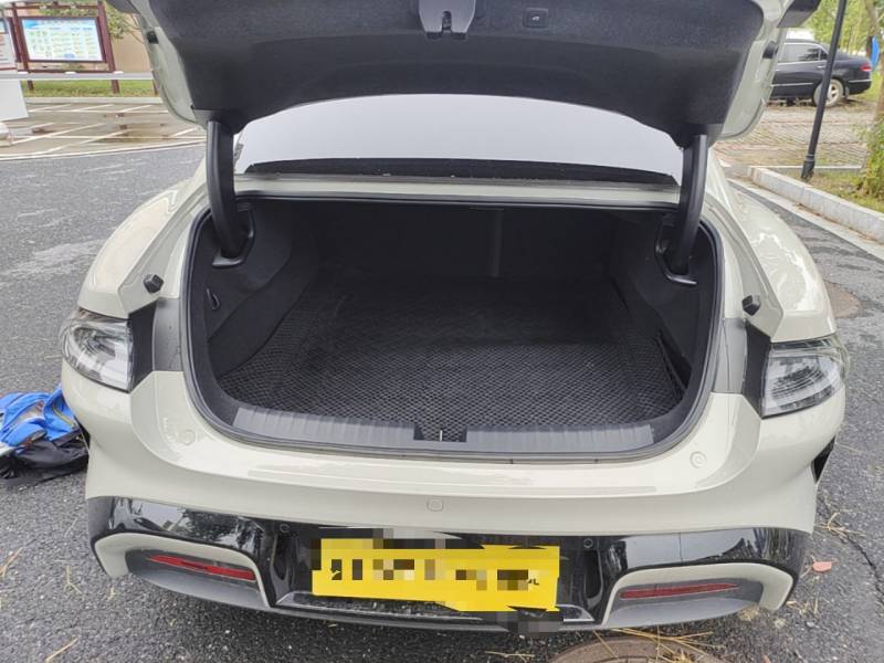 Used Xiaomi Auto SU7 2024 Rear-Drive Ultra-Long Range Advanced Pro-Level Intelligent Driving Version — 18