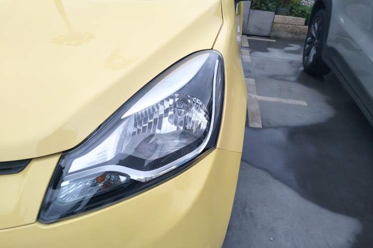 Used CHANGAN Benni 2014 1.4L Manual Luxury Model Left Front Headlight