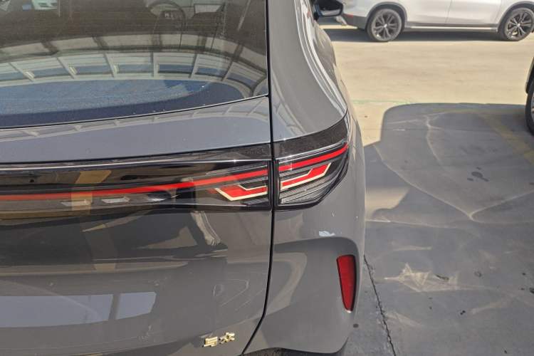 Used Volkswagen ID.UNYX 2024 Pro Long-Range Version