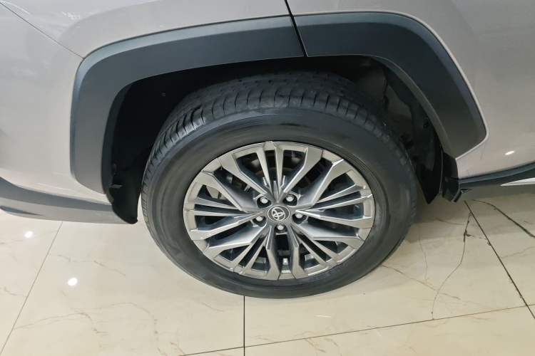 Used Toyota Wildlander 2023 Dual-Motor 2.5L E-CVT Four-Wheel Drive Prestige Edition