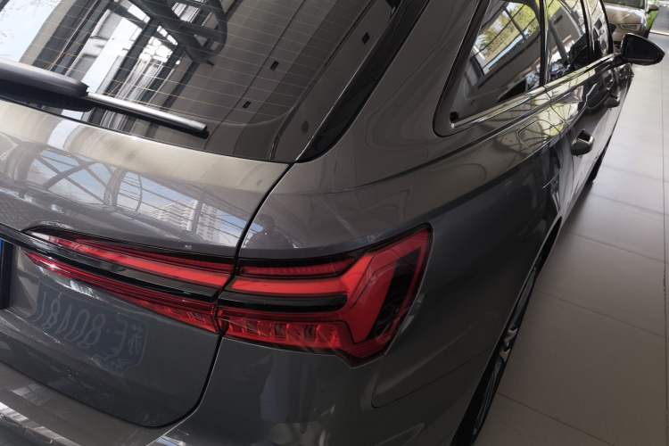 Used Audi A6 2021 Avant Avant-garde 45 TFSI Prestige Dynamic Edition Exterior 3