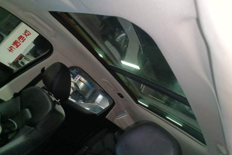 Used Haval H6 2017 Red Label 2.0T Automatic Two-Wheel Drive ZhiShang Model