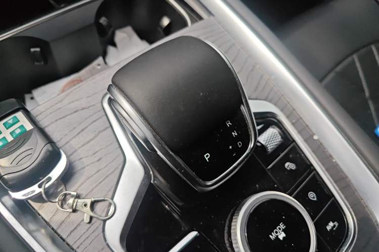 Used Chery Tiggo 8 PRO 2024 Champion Edition 290T Two-Wheel Drive Shining Version 5 Seats
