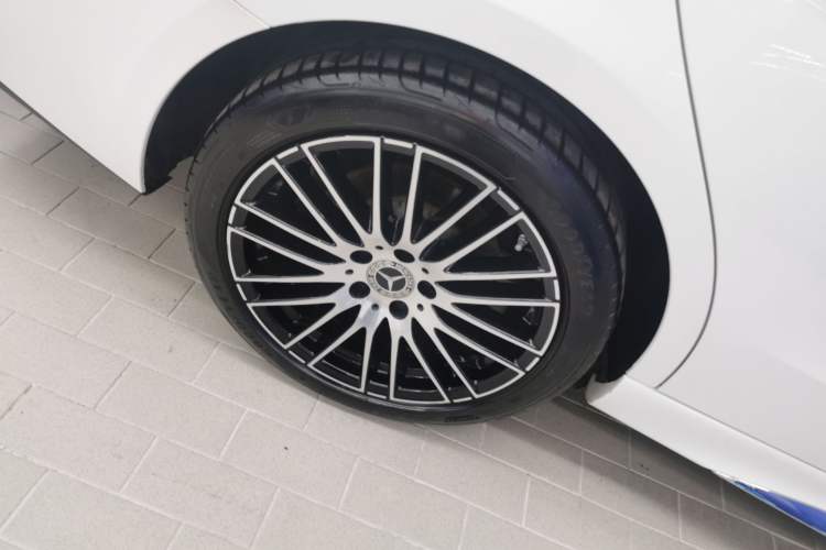 Used Mercedes-Benz C-Class 2023 Revised C 200 L Sport Edition