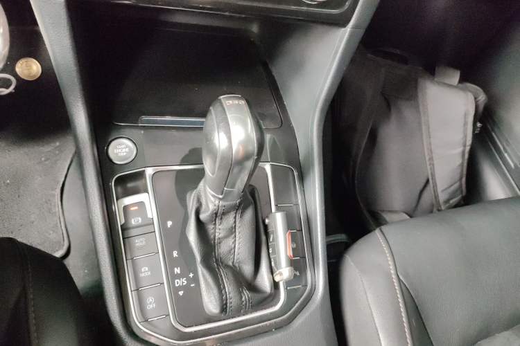 Used Volkswagen Golf Sportsvan 2018 280TSI Automatic Flagship Model
