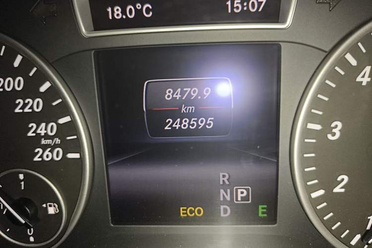 Used Mercedes-Benz B-Class 2013 B 260 Odometer Close Up