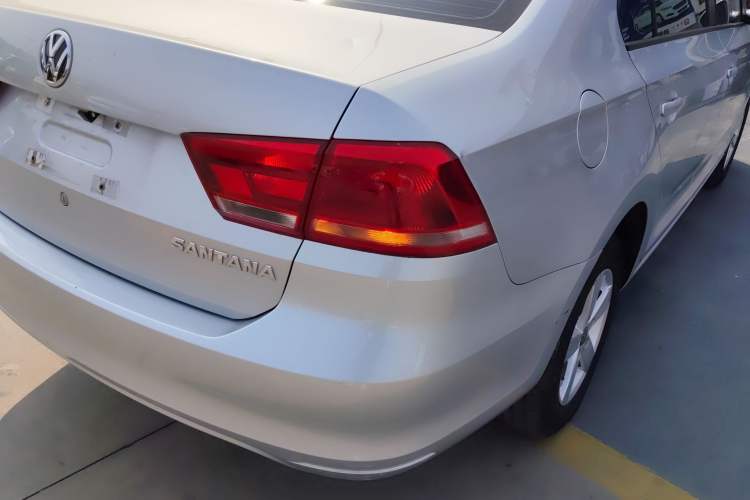 Used Volkswagen Santana 2015 1.4L Manual Fashion Edition
