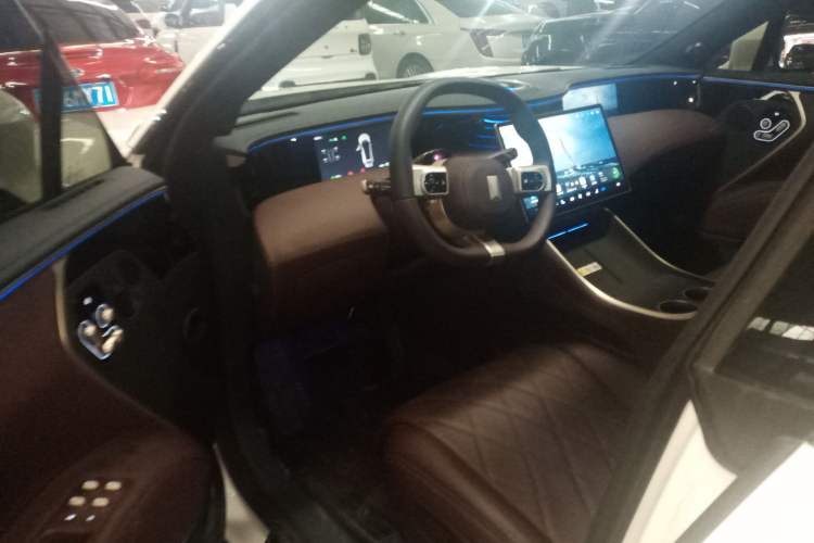 Used Avatr 11 2025 Year Updated Max Extended-Range Version Driver Seat