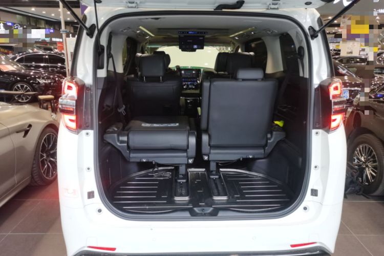 Used Toyota Vellfire 2021 Crown Dual-Engine 2.5L HV Luxury Edition Trunk