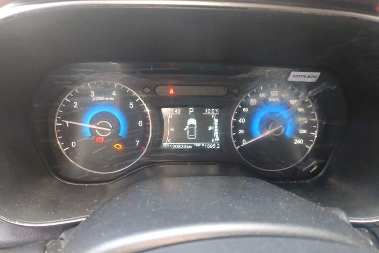 Used Dongfeng Fengon 580 2017 1.5T CVT Smart Connectivity Model