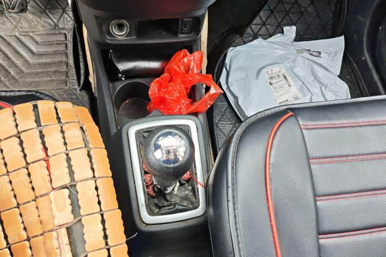 Used CHANGAN OSHAN Olisway 2015 1.2L Manual Enjoyment Model