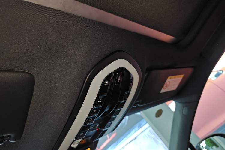 Used Porsche Macan 2023 Macan 2.0T