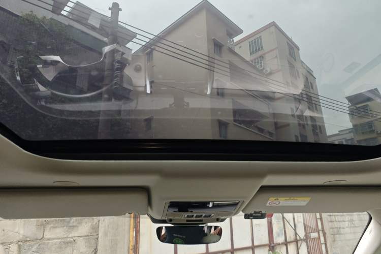 Used Land Rover Discovery 2021 360 PS R-Dynamic SE
