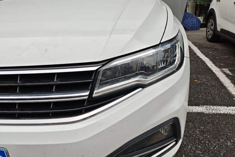 Used Volkswagen Bora 2019 Revised Version 1.5L Automatic Comfort Edition China V Standard
