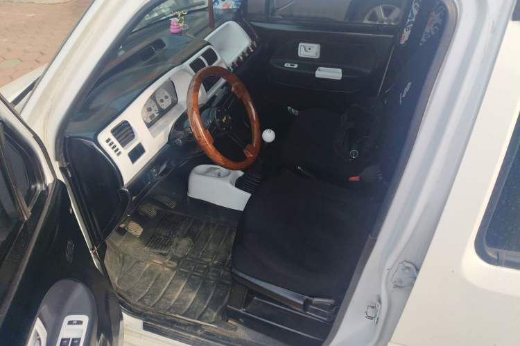 Used Suzuki Wagon R 2013 Venture Edition 1.0L Manual Economy Model
