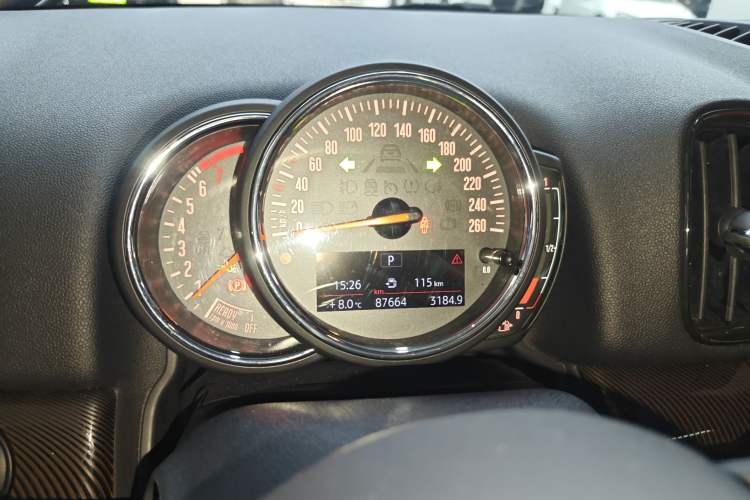 Used MINI Countryman 2018 1.5T COOPER Artist