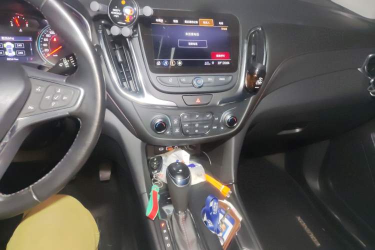 Used Chevrolet Equinox 2019 Redline 550T Automatic All-Wheel-Drive RS Model China VI Standard
