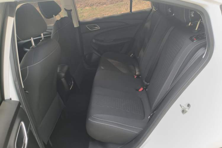 Used Roewe i5 2020 1.5L Automatic 4G Connected Linghao Edition