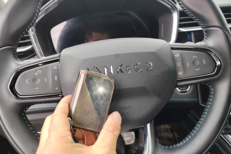 Used Lynk & Co 05 2020 2.0TD Two-Wheel Drive Shine Halo
