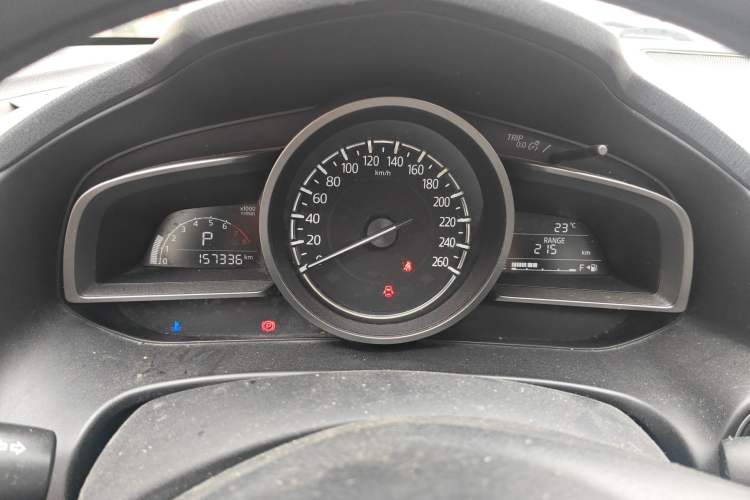 Used Mazda 3 Axela 2017 Sedan 1.5L Automatic Luxury Model Emission Standard China V