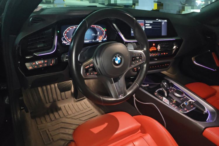 Used BMW Z4 2019 sDrive 25i M Sport Package Center Console