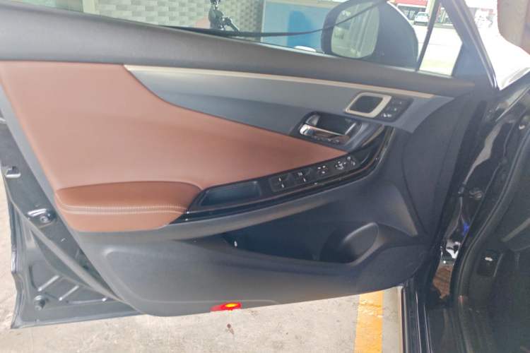 Used Honda Spirior 2017 Hybrid 2.0L Pure Drive Edition
