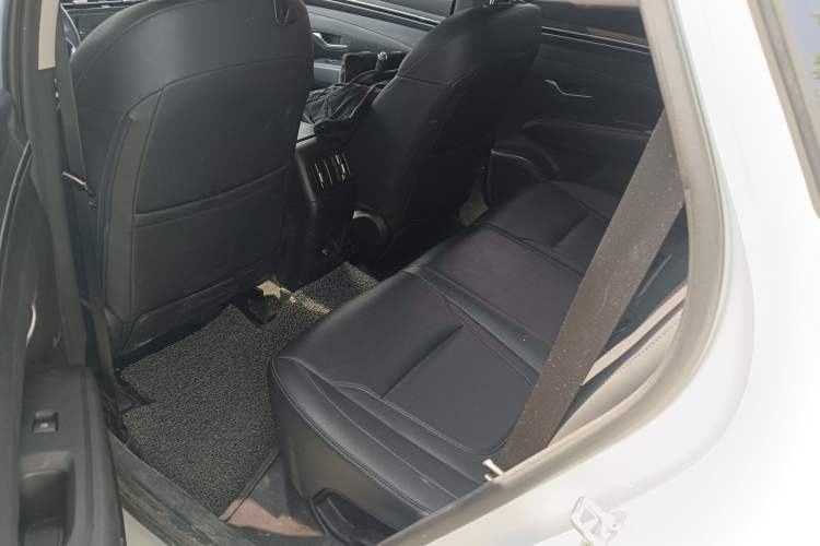 Used Hyundai Tucson 2023 Tucson L 1.5T Automatic Two-Wheel Drive DLX Luxury Edition Left Rear Seat