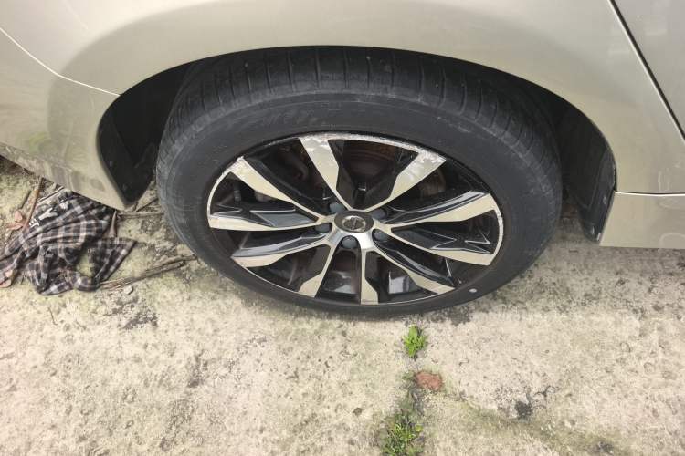Used Volvo S60 2018 S60L T3 Smart Progress Edition Right Rear Wheel Hub