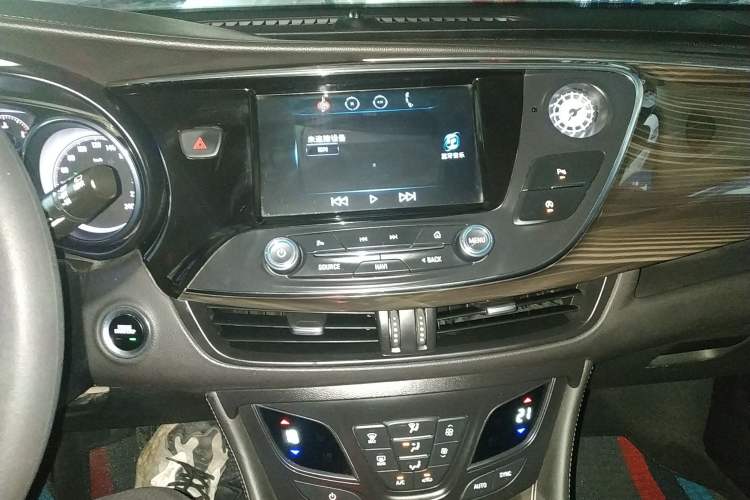 Used Buick Envision 2019 20T Two-Wheel Drive Leading Version China V Standard
