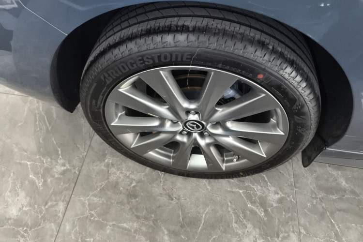 Used Mazda 3 Axela 2023 2.0L Automatic ZhiZhen Edition
