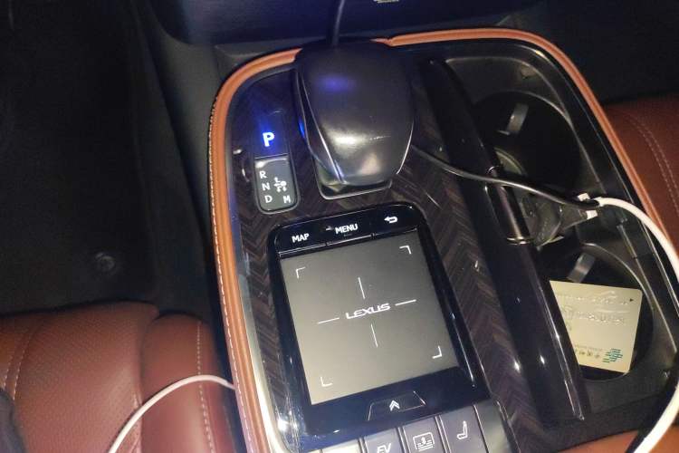 Used Lexus LS 2018 500h Executive Edition China V Standard