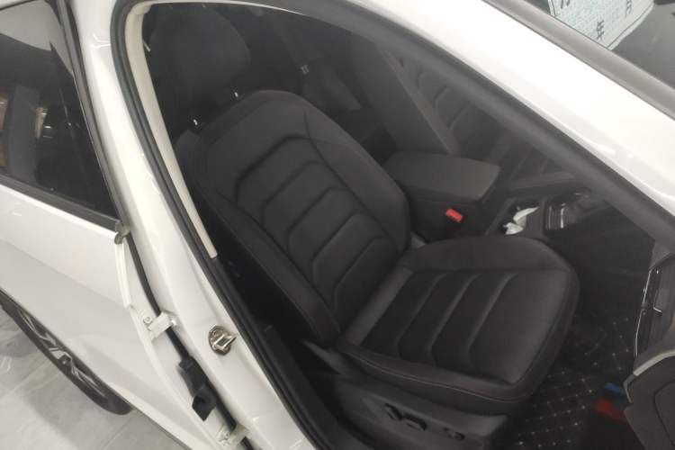 Used Volkswagen Tayron 2021 330TSI Two-Wheel Drive Luxury Smart Connectivity Version