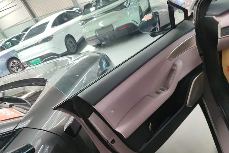 Used ONVO L60 2024 85 kWh Rear-Drive Version
