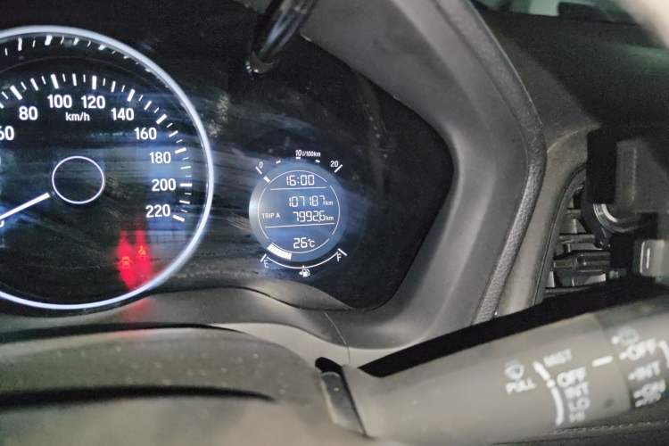 Used Honda Vezel 2017 1.8L CVT Front-Wheel Drive Pioneer Edition