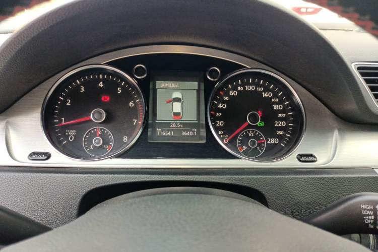 Used Volkswagen FAW-Volkswagen CC 2013 1.8TSI Luxury Model
