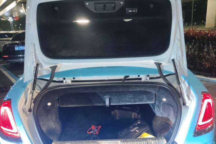 Used Rolls-Royce Dawn 2018 6.6T Standard Edition
