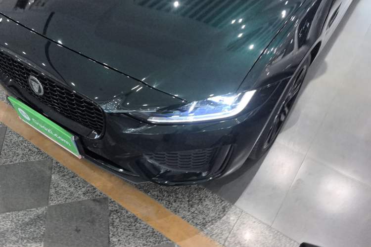 Used Jaguar XEL 2024 2.0T 250 PS R-DYNAMIC S Ebony Black Sport Edition Left Front Headlight