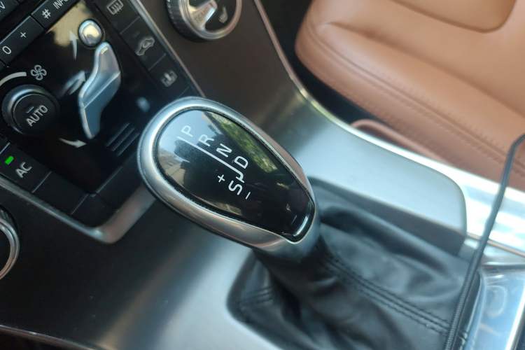 Used Volvo S60 2015 S60L T5 Intelligent Drive Edition